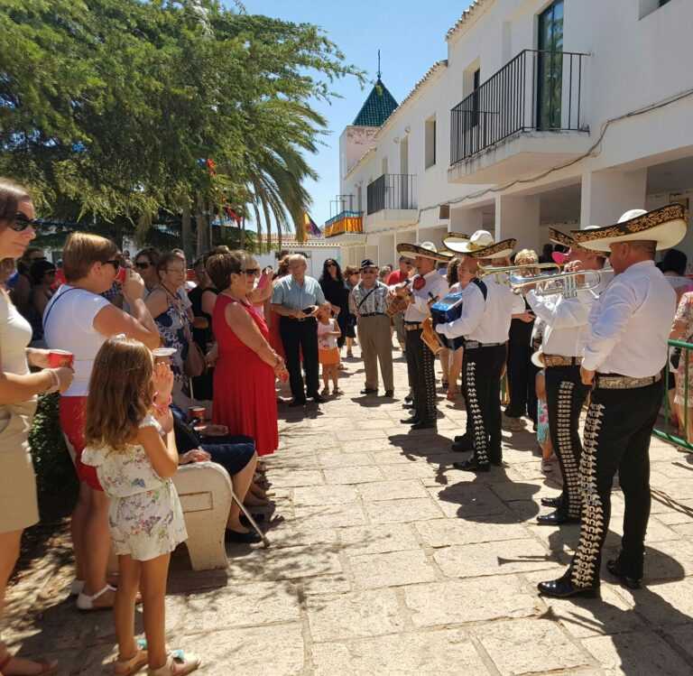actuacion mariachis en pueblos