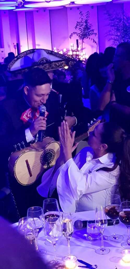 MARIACHIS EN BENIDORM